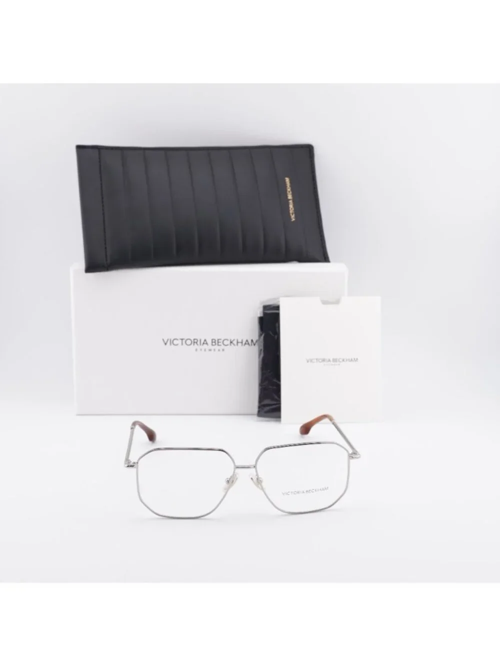 Victoria Beckham model vb2115